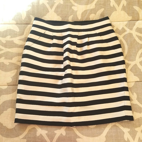 Banana Republic Dresses & Skirts - Banana Republic Skirt